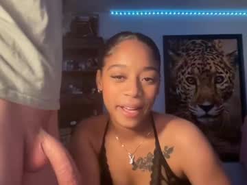 couple Sexy Girls Cams with lunaa_11