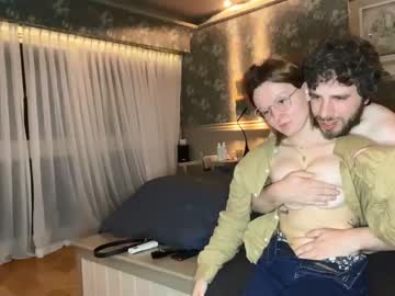 couple Sexy Girls Cams with green_eyed_scientist