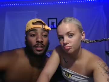 couple Sexy Girls Cams with snow_bunny911