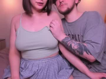 couple Sexy Girls Cams with milkshake96