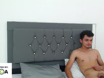 couple Sexy Girls Cams with alpha_and_omegaxx