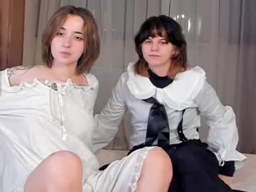 couple Sexy Girls Cams with 2witches