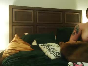 couple Sexy Girls Cams with the_cream_team_va