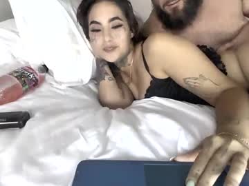 couple Sexy Girls Cams with xtika