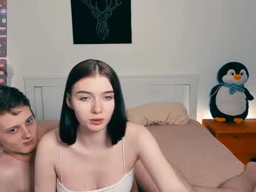 couple Sexy Girls Cams with shhameless