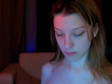 couple Sexy Girls Cams with evelina_meow