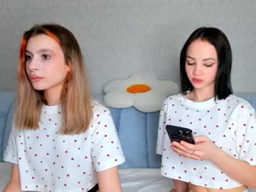 couple Sexy Girls Cams with misseliss