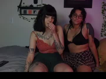 couple Sexy Girls Cams with tofuskies